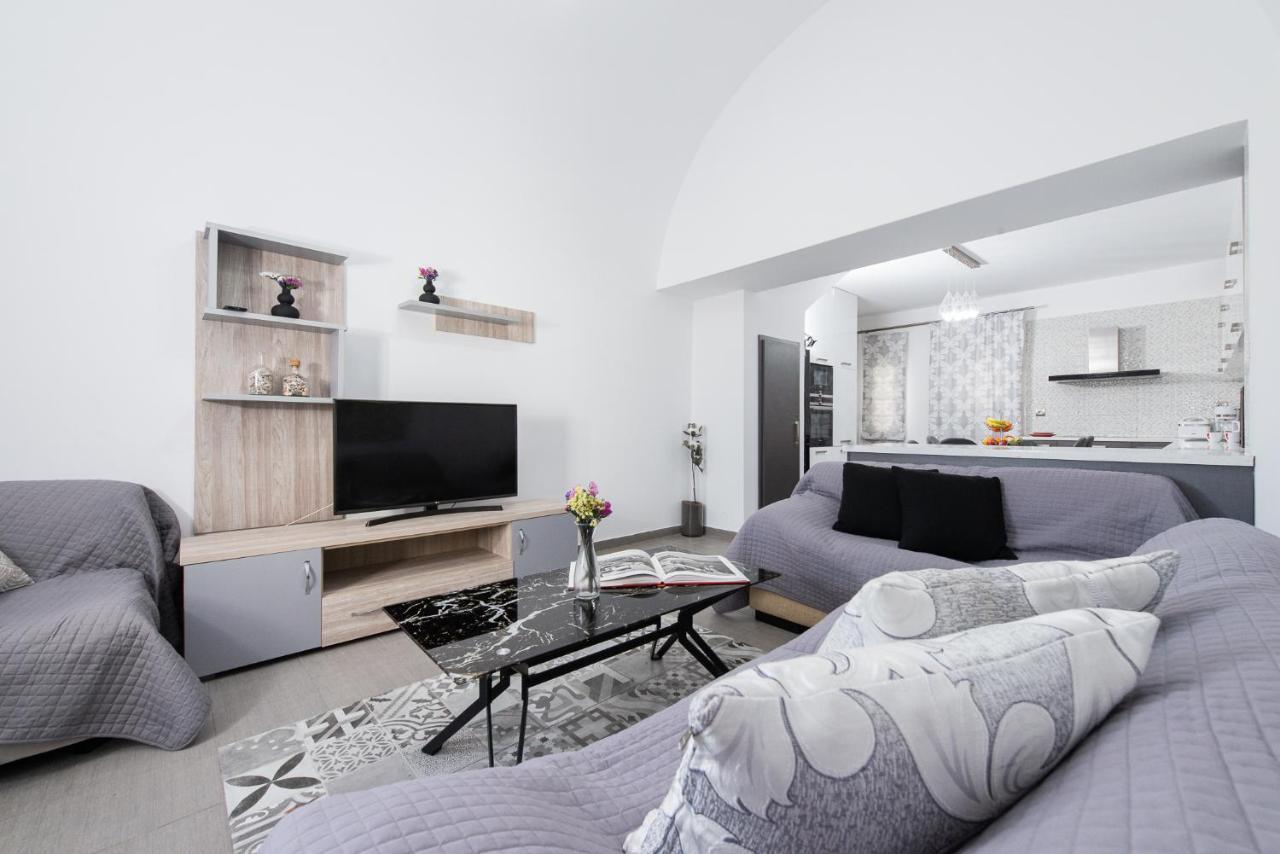 Golden Comfort Suites Vothon Bagian luar foto
